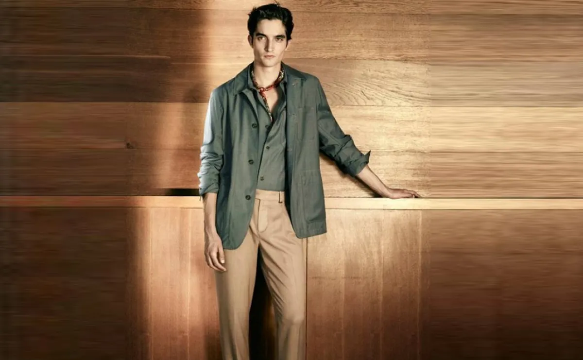 للرجل كيف تنسّق القميص بأسلوب كاجوال في إطلالاتك من كانالي Canali