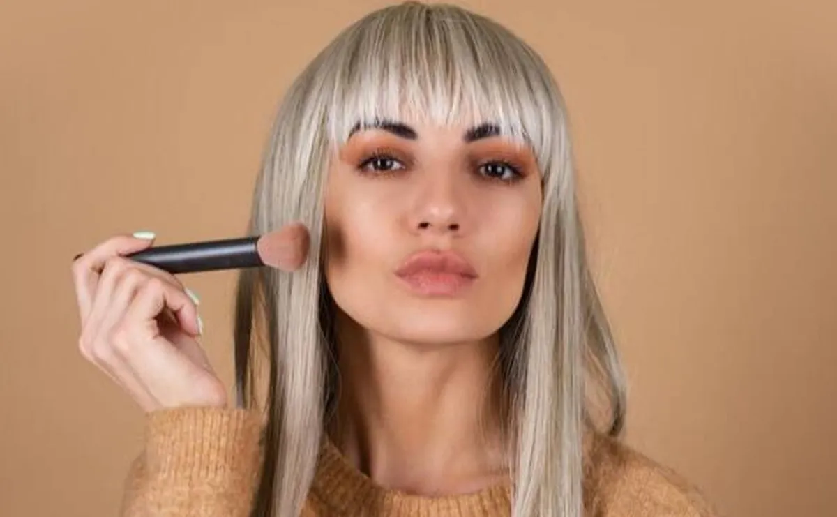 أفضل كونتور للبشرة الدهنية 