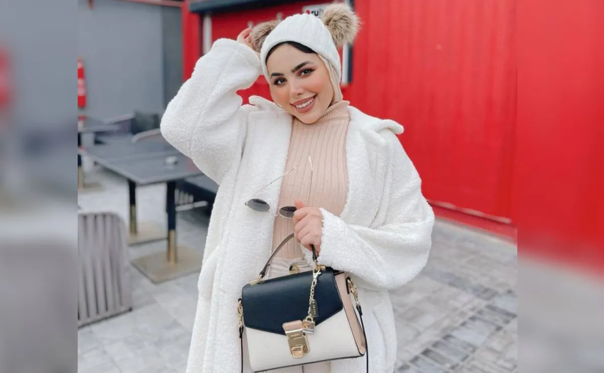 تنسيق الهاي كول البيج مع المعطف الفرو من مي محمد 