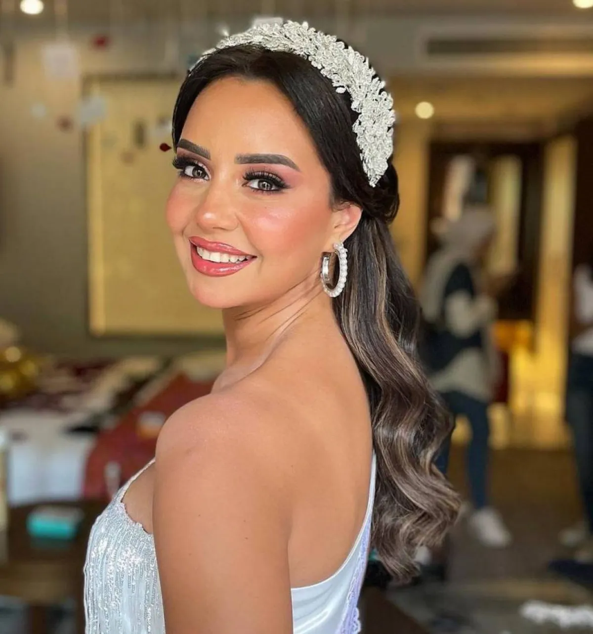 مكياج عيون ربيعي للعروس