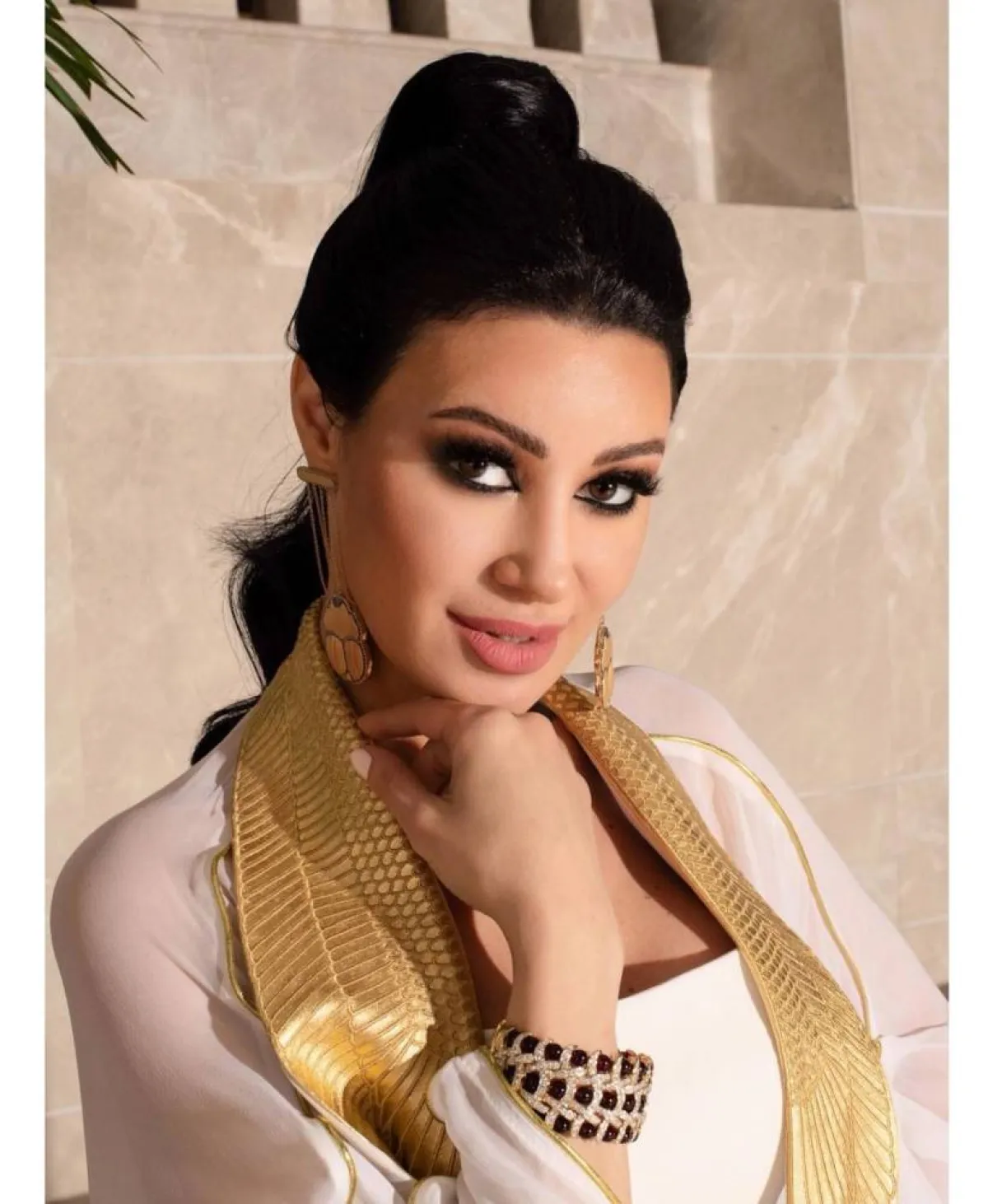 تسريحات مرفوعة ناعمة من أروى جودة