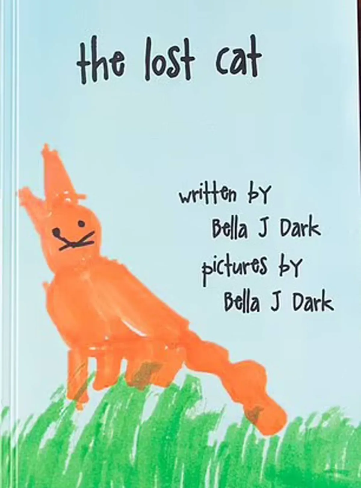 بريطانية صاحبة الخمسة اعوام تصبح أصغر مؤلفة كتب في العالم 