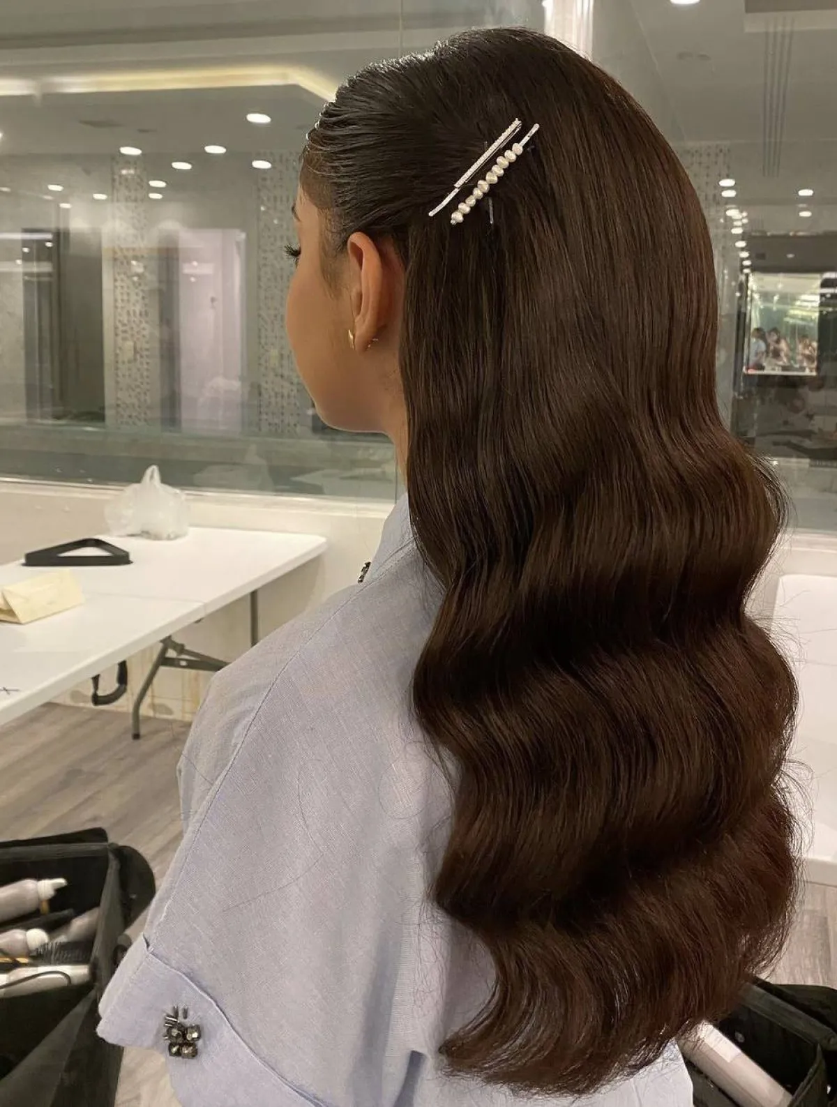 تسريحة خطوبة ناعمة