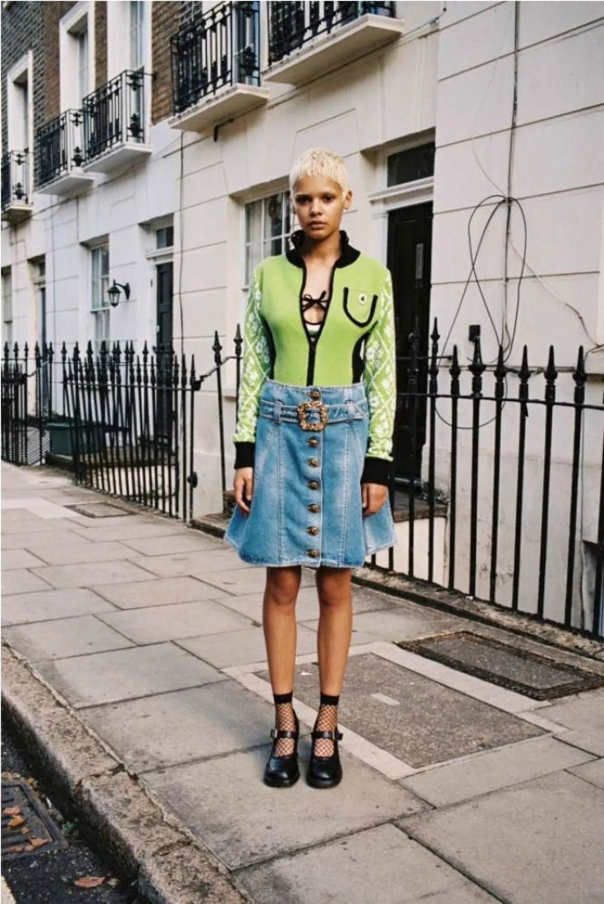 تنسيق التنورة الدنيم للصيف من كورميو  Cormio