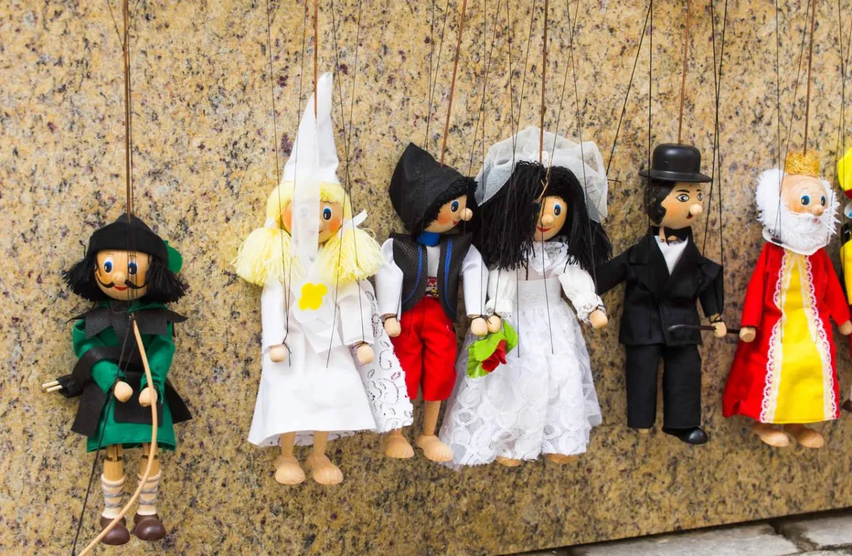 صورة لمسرح الدمى