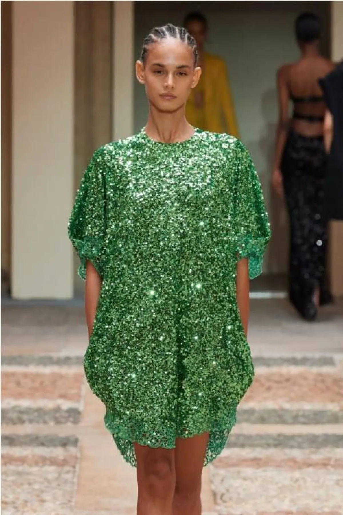 فستان براق قصير من إرمانو سيرفينو Ermanno Scervino