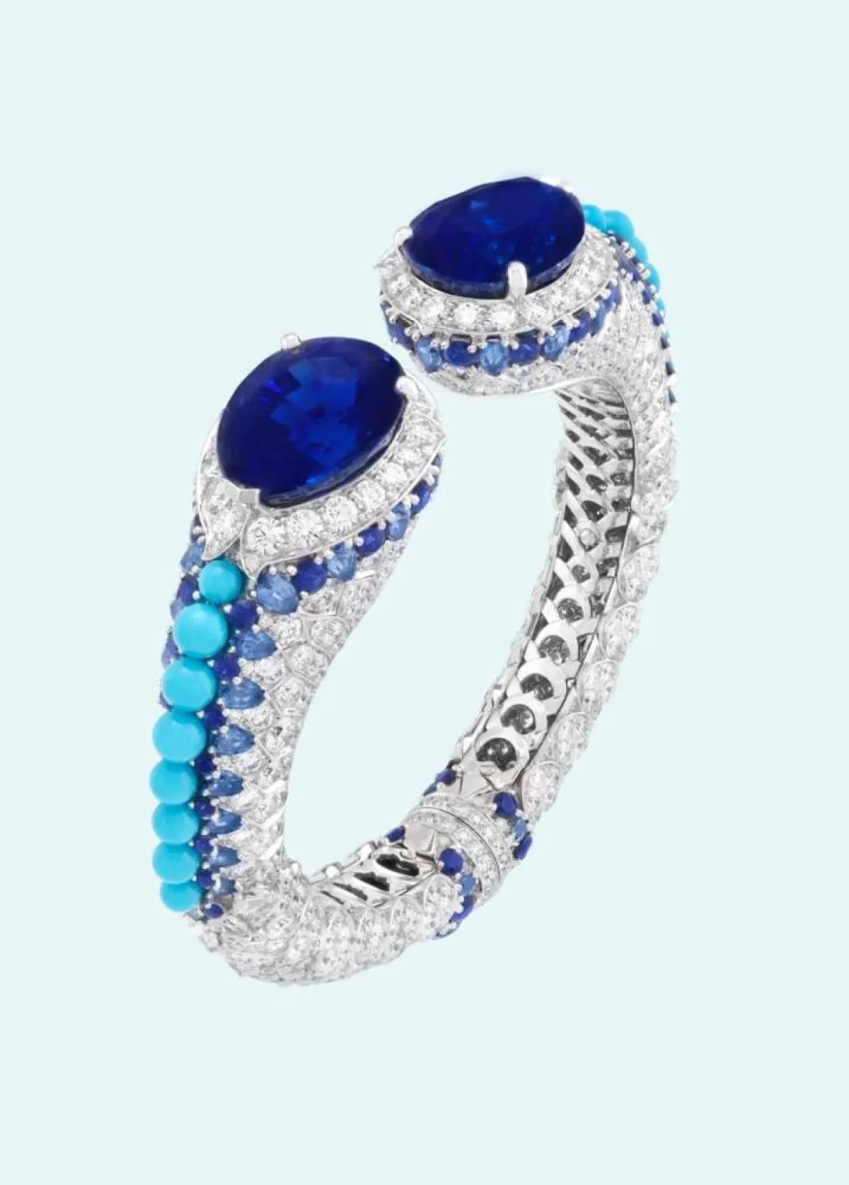 خاتم بأحجار كريمة بالخرز من فان كليف آند أربلز  Van cleef&Arpels  