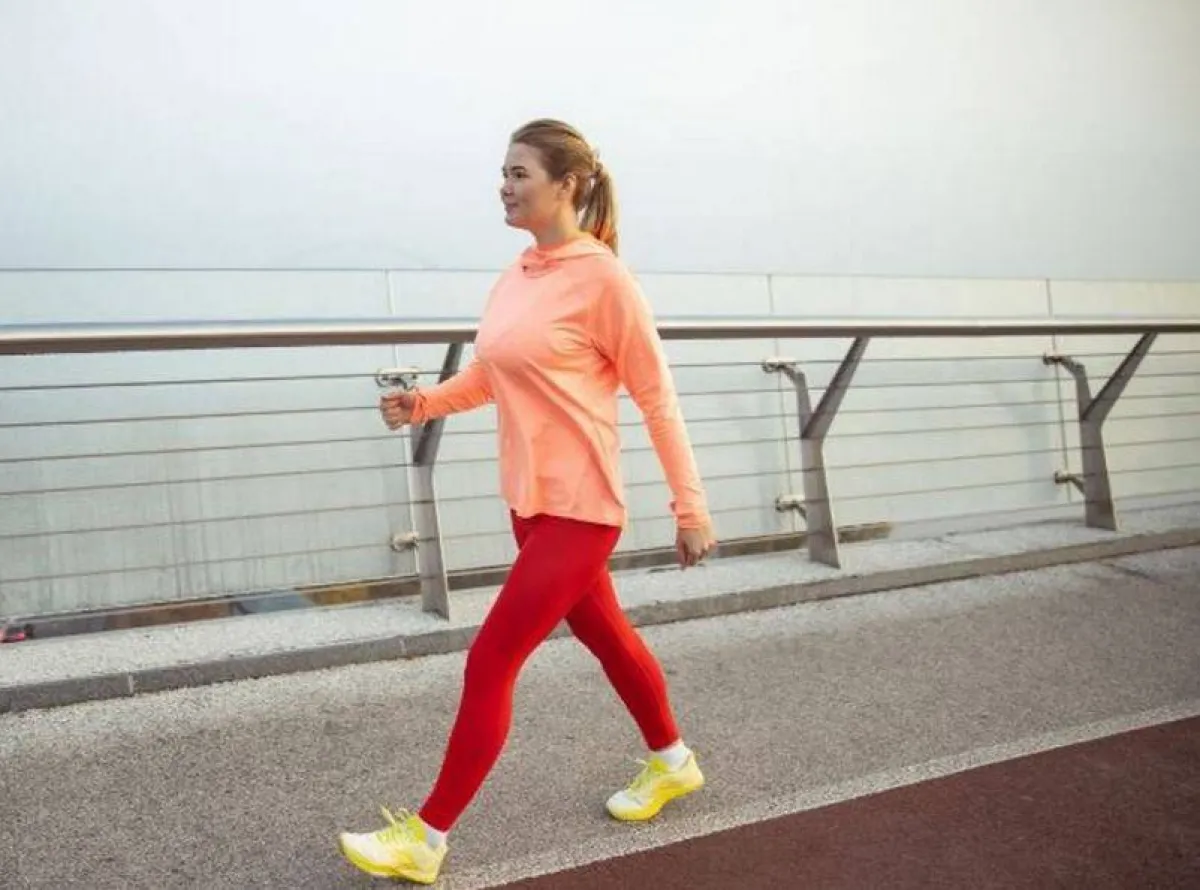 فوائد المشي ساعة يومياً لن تصدقيها