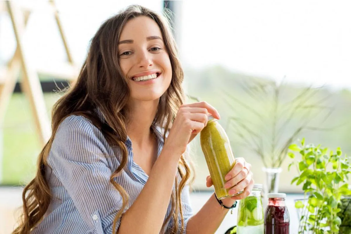 5 عناصر غذائية تقوّي الأعصاب وصحتكِ النفسية