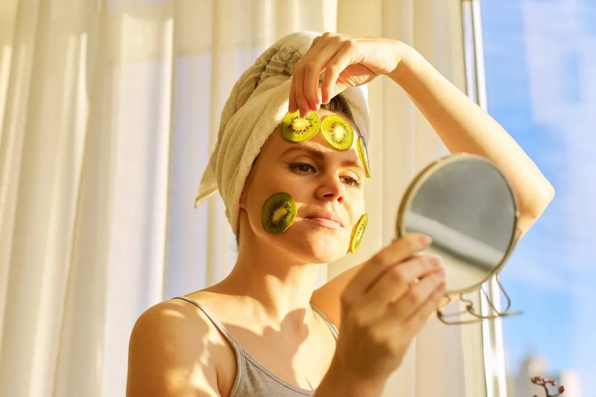 فوائد الكيوي للبشرة