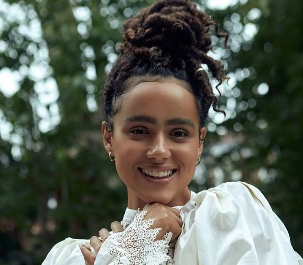 ناتالي إيمانويل - الصورة من موقع ديلي ميل