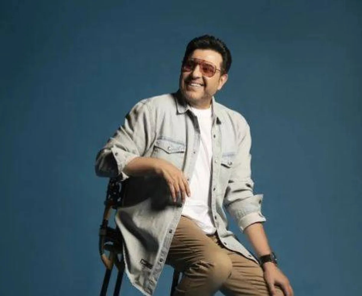 صورة الفنان هاني شاكر عبر حسابه الرسمي على " انستجرام " 