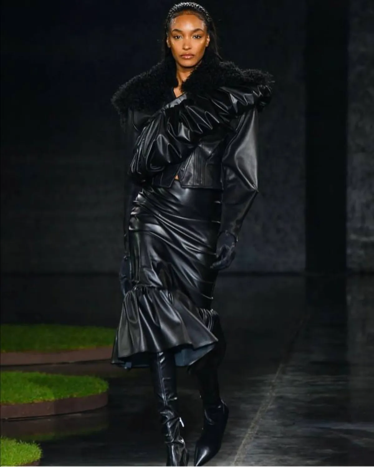 في يوم المرأة العالمي أشهر عارضات الأزياء الأمهات