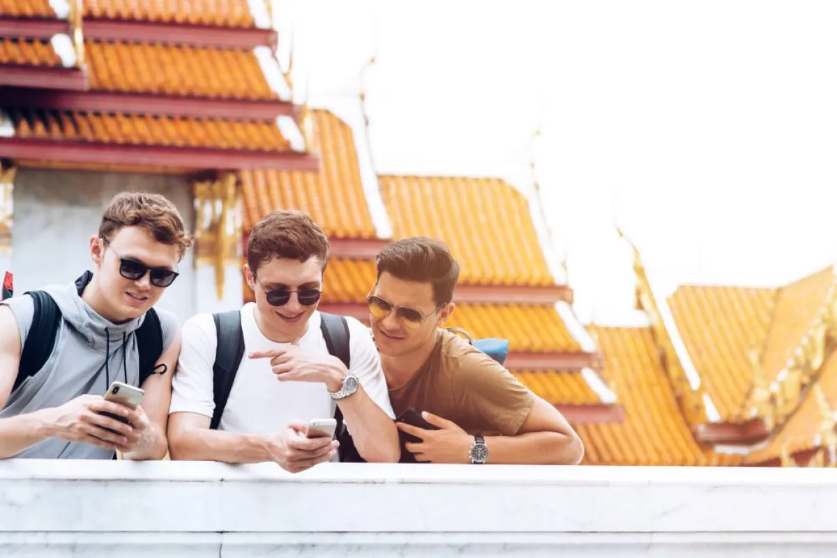 التفاهم والاتفاق على كافة تفاصيل الرحلة السياحية