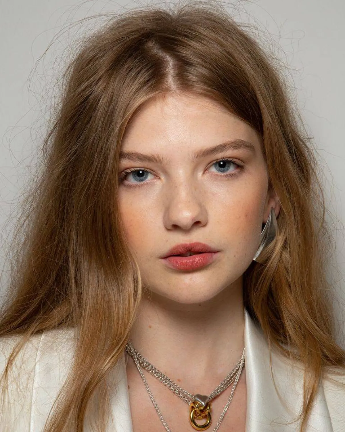 من عروضHelen Anthony 