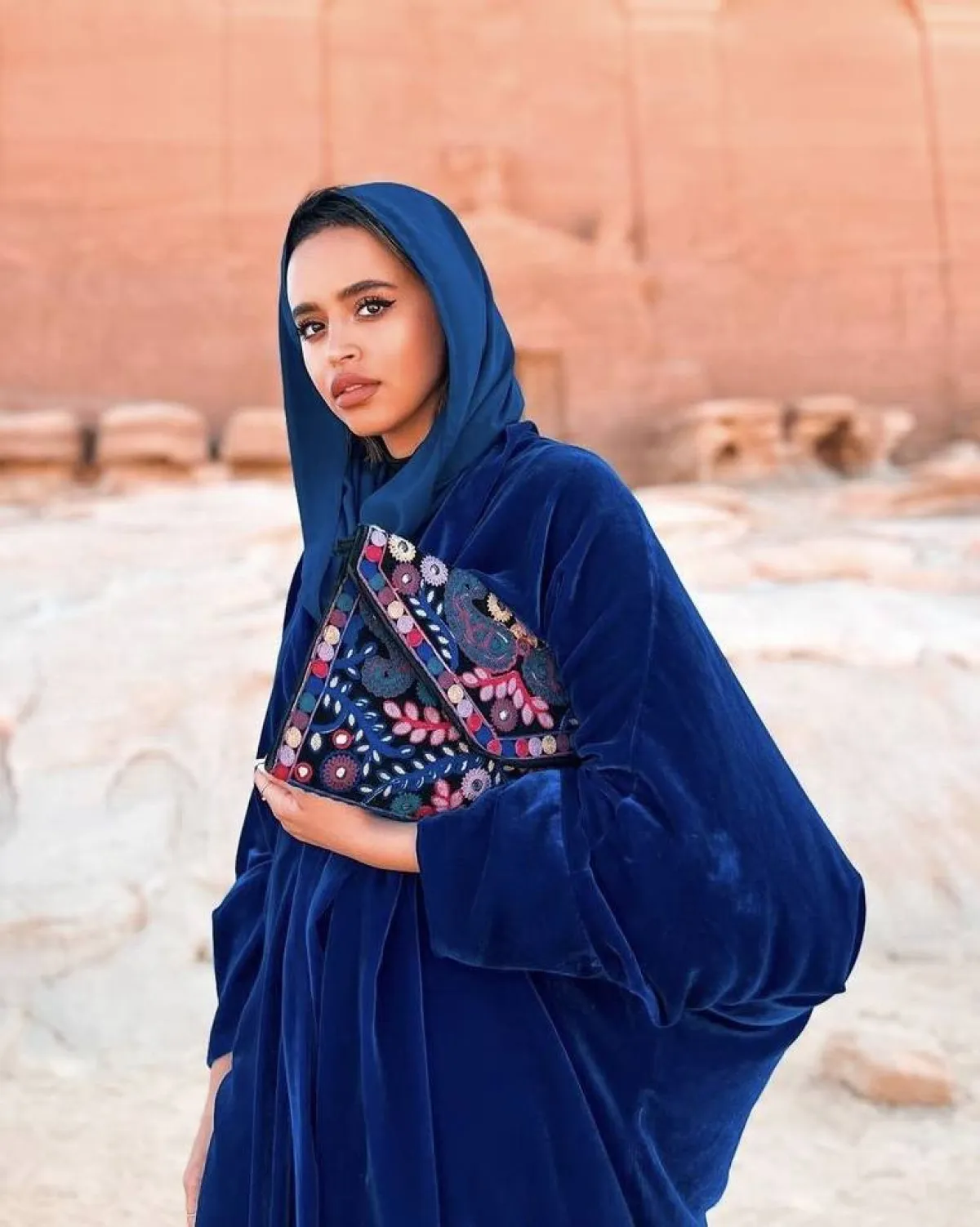 عباية البشت