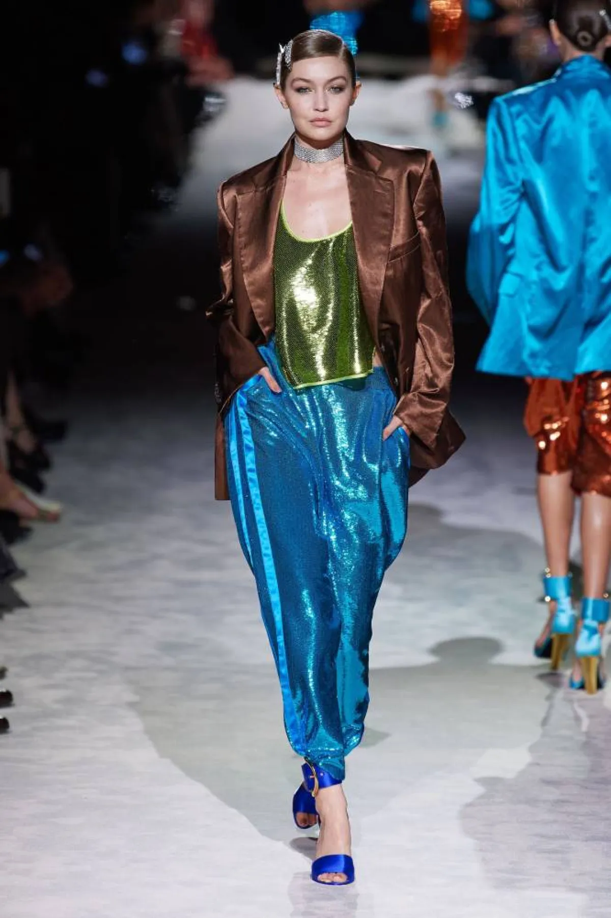 سترة البليزر لإطلالة أنيقة