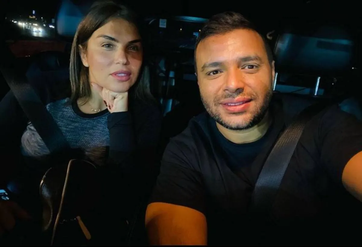 الفنان رامي صبري وزوجته - الصورة من حسابه الرسمي على انستجرام 