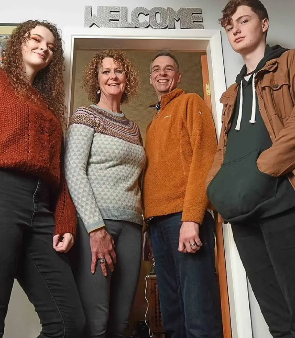 صورة العائلة طوال القامة