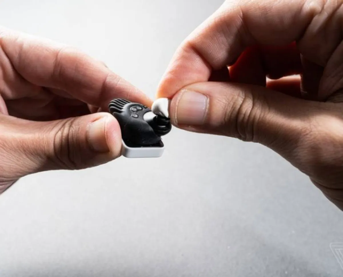  بطريقة سهلة... أفضل الخطوات لتنظيف سماعات الايفون