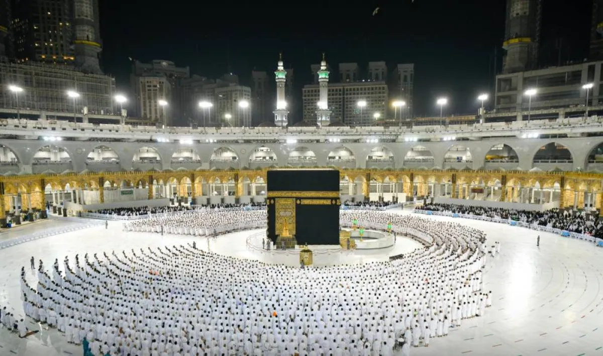 مشاهد من تراص المصلين في الحرم المكي