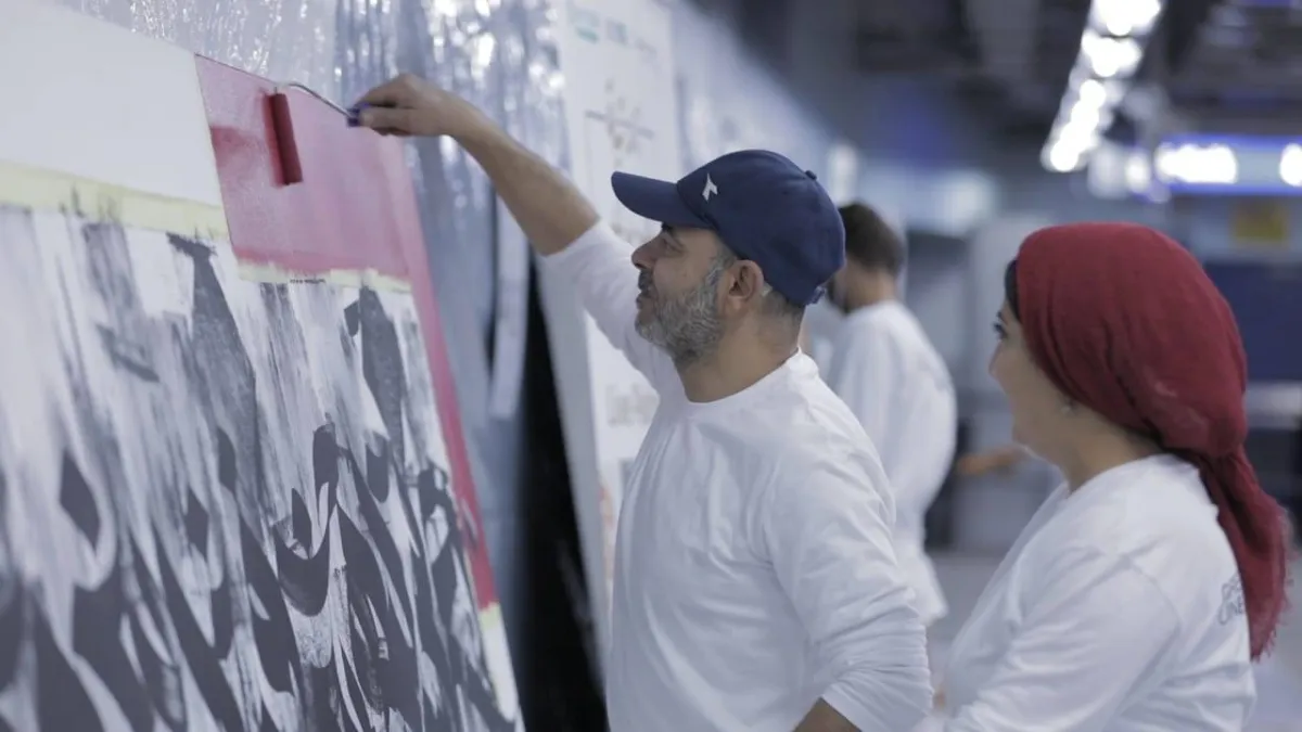 لأول مرة معرض (ناس من هليوبوليس ) بمحطة مترو الانفاق 