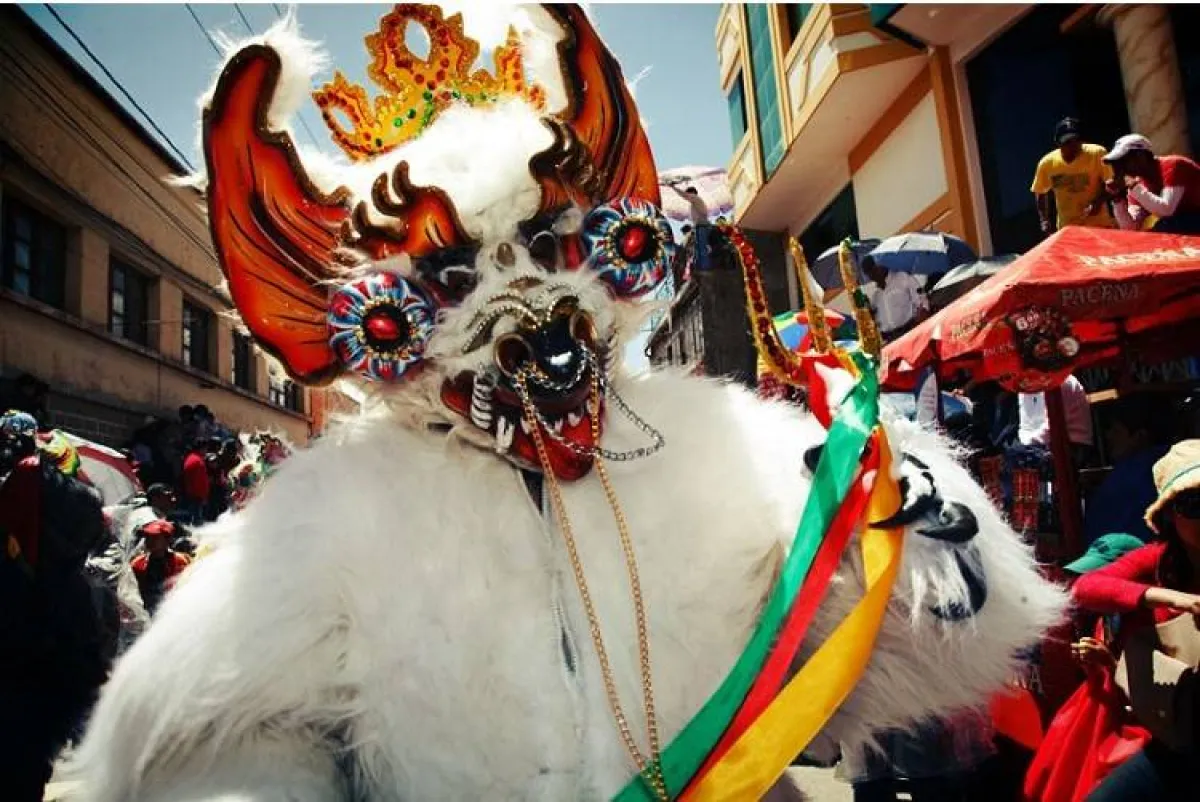 مهرجان أورورو في بوليفيا