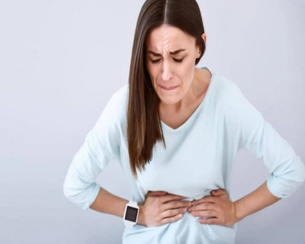 صورة لحامل تعاني من مشاكل صحية في المعدة