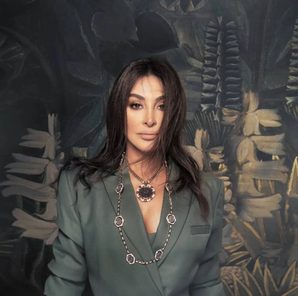 إليسا - الصورة من صفحتها على الفيس بوك