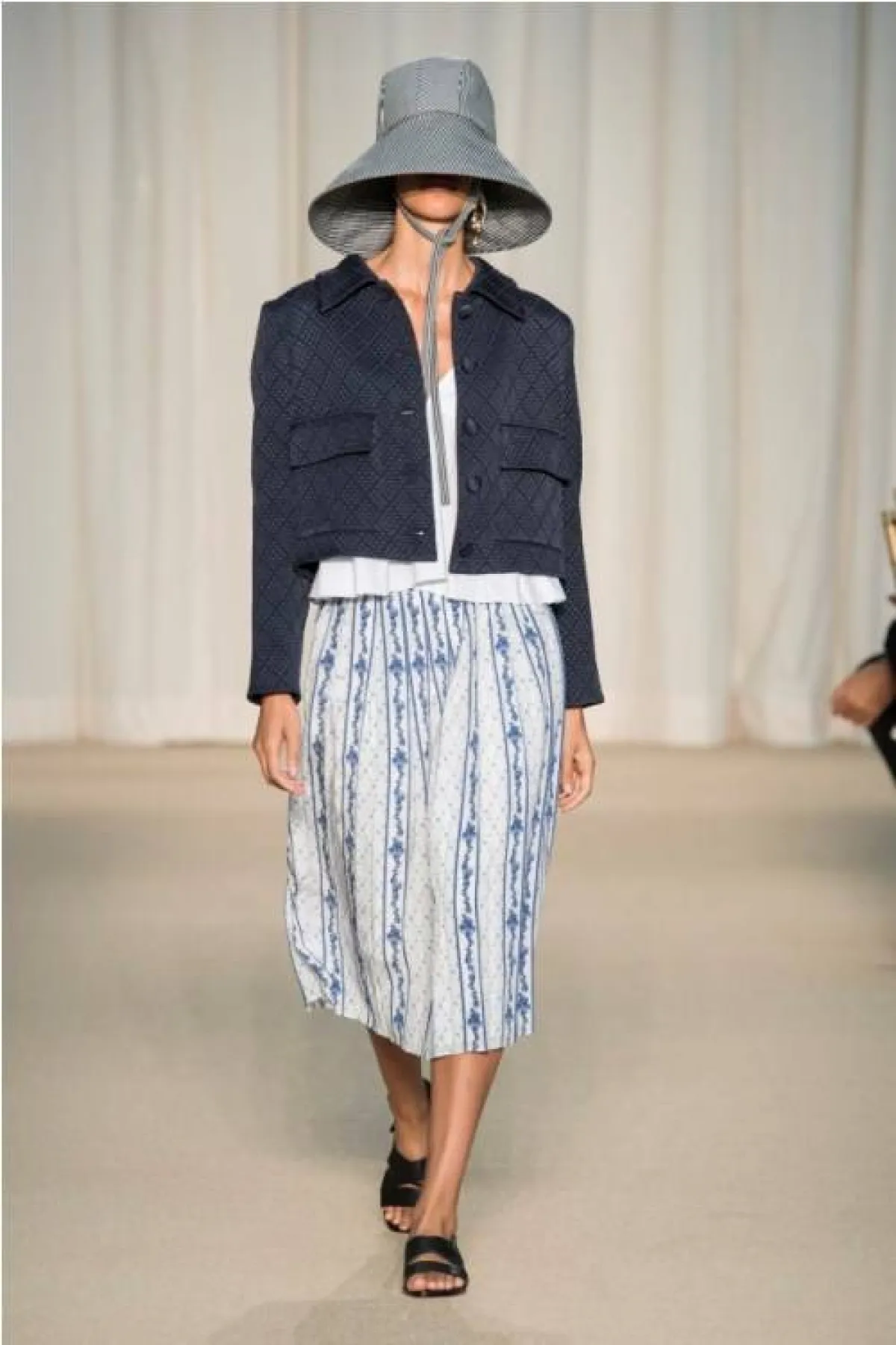 جاكيت بليزر من آدم ليبس  Adam  Lippes