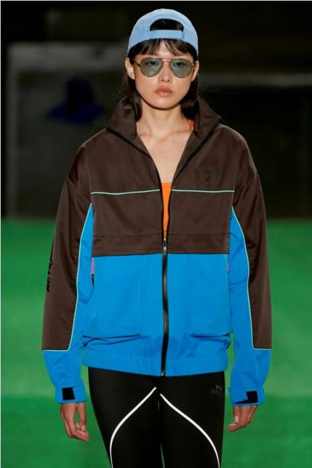 جاكيت رياضي من سفن 7دايز أكتيف7 7Days Active