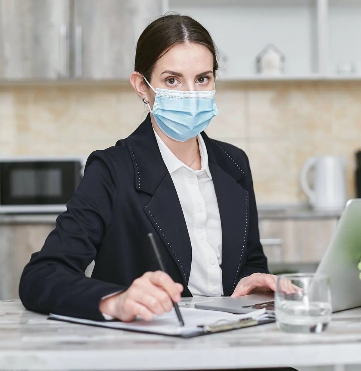 فن مواجهة الآخرين