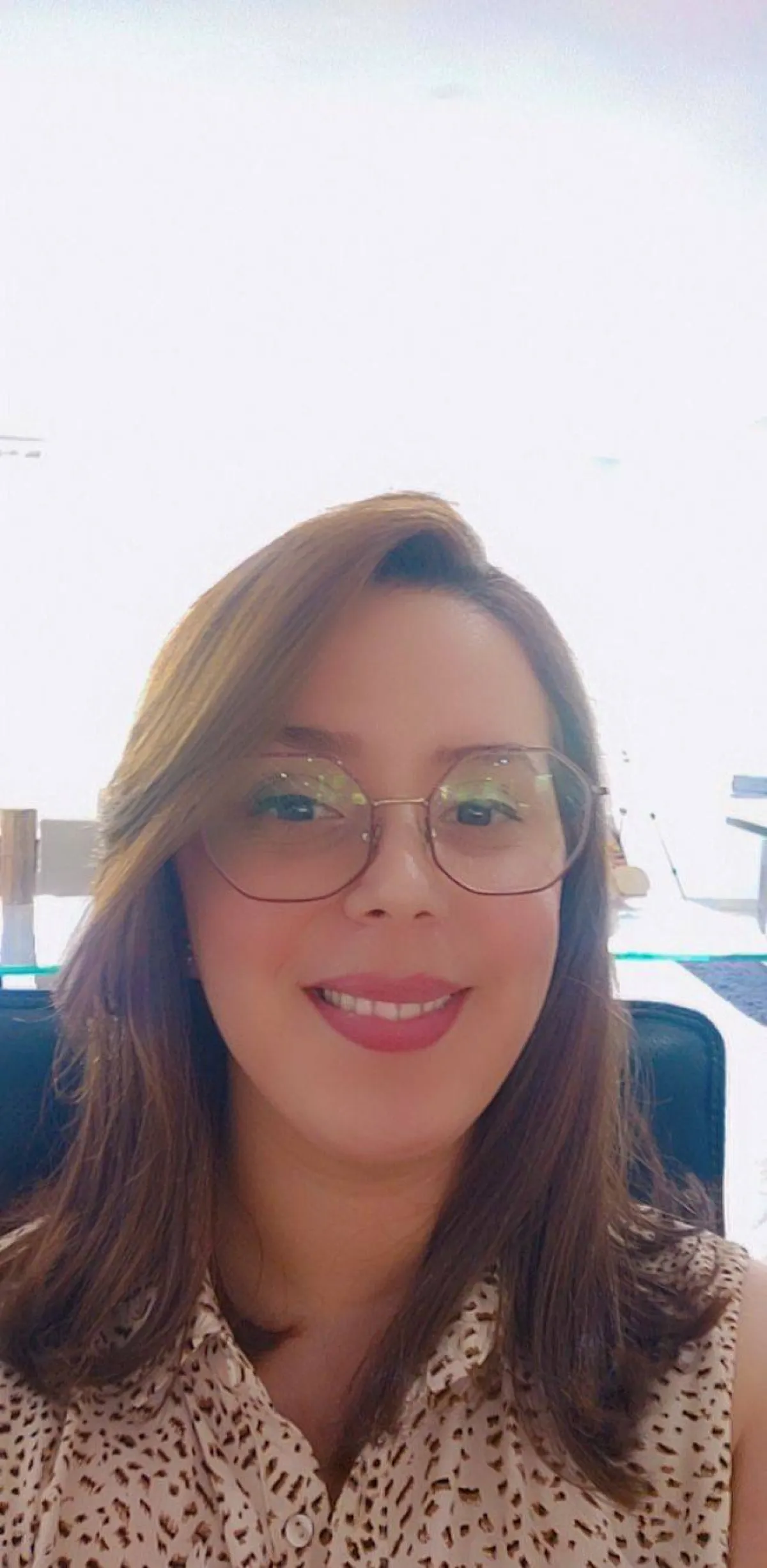 خبيرة الإتيكيت والبروتوكول هاجر جوهاري