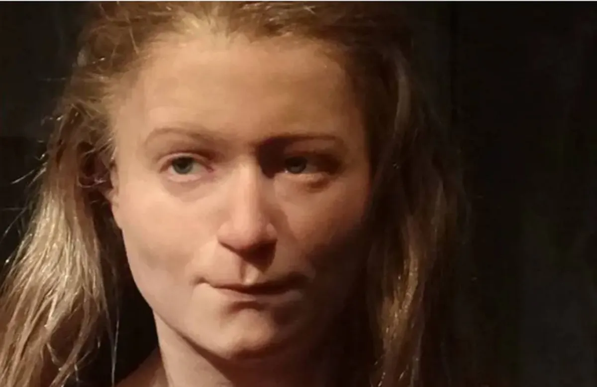 عالم آثار يعيد الحياة لوجه امرأة من العصر الحجري 