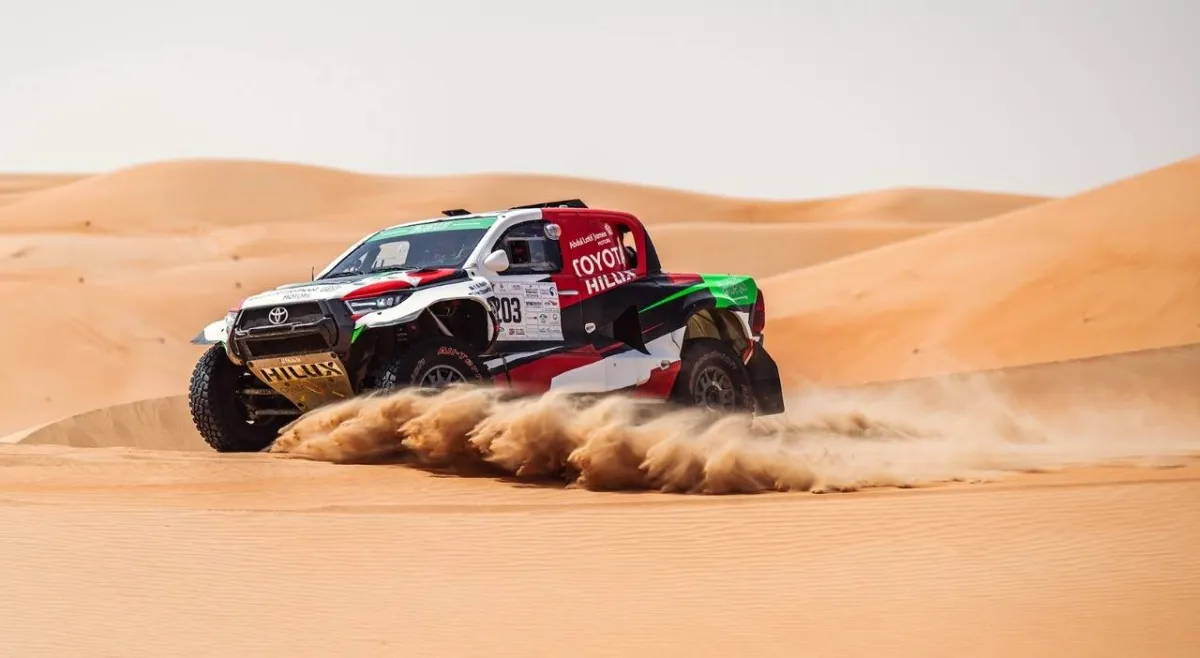  يزيد الراجحي في المرحلة الأولى من رالي أبوظبي الصحراوي