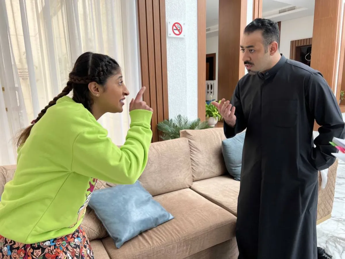 شجون الهاجري وبشار الشطي في مشهد من مسلسل بيبي على الـmbc1 في رمضان القادم - الصورة من المسؤول الإعلامي لمجموعة الـmbc