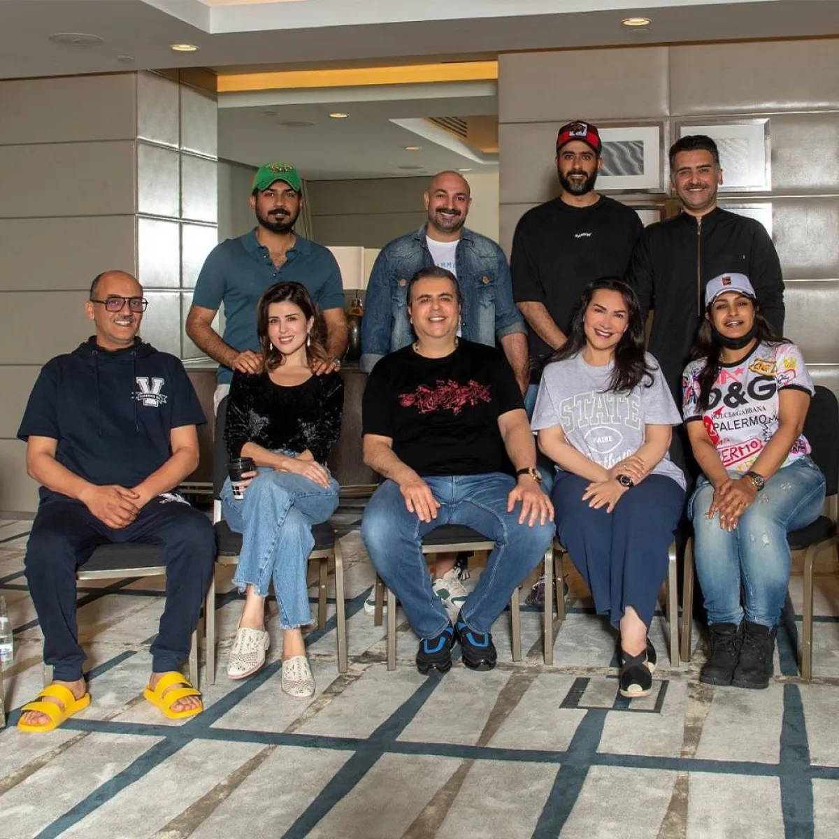 أبطال مسلسل " من شارع الهرم إلى.. " مع المنتج جمال سنان - صورة من انستغرام شركة " ايغل فيلم"