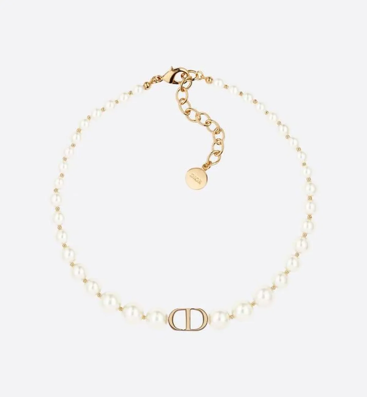 عقد 30 MONTAIGNE من ديور Dior  