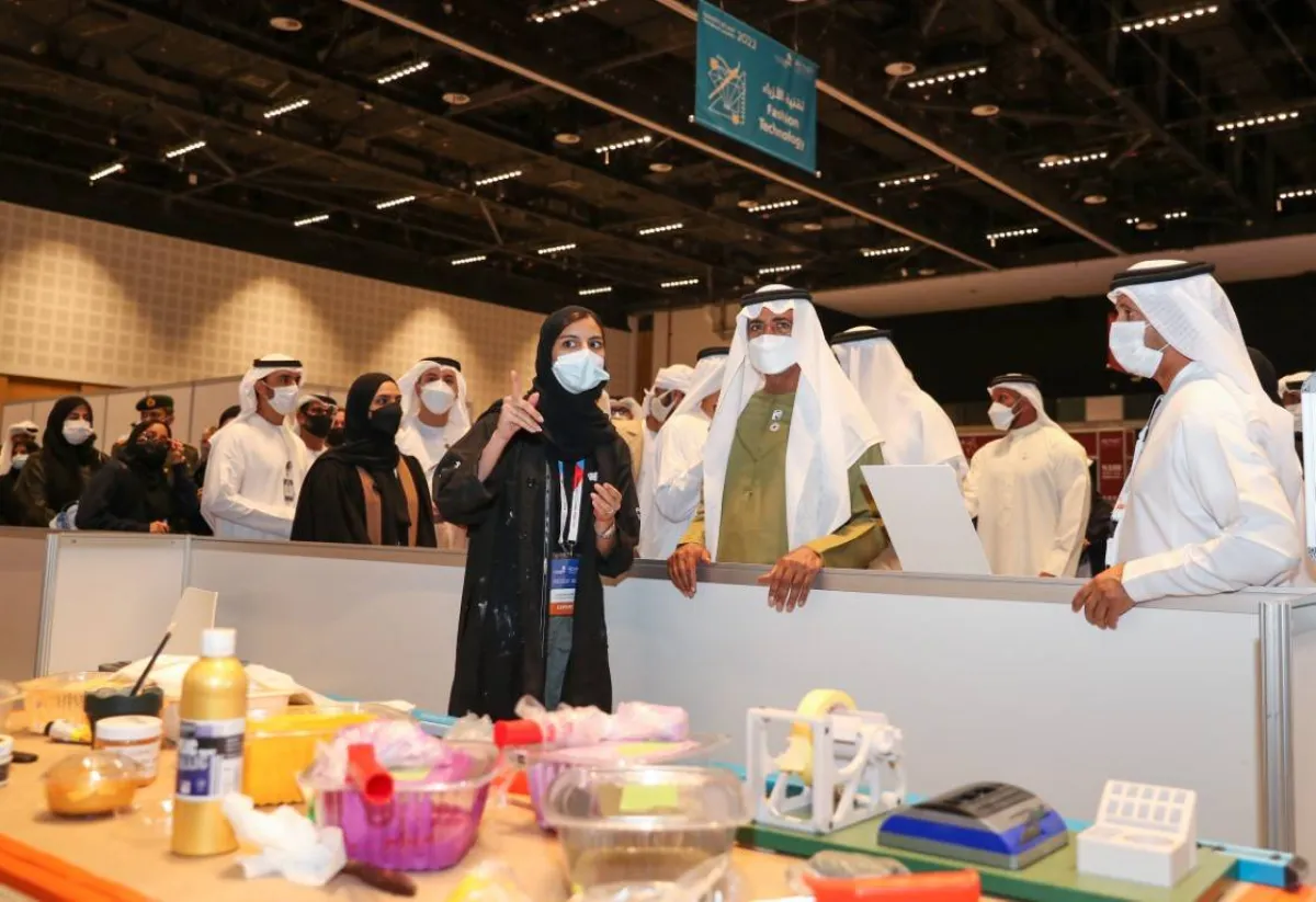 تم خلال حفل التدشين تفقد أجنحة المسابقة الوطنية . الصورة من "وام"