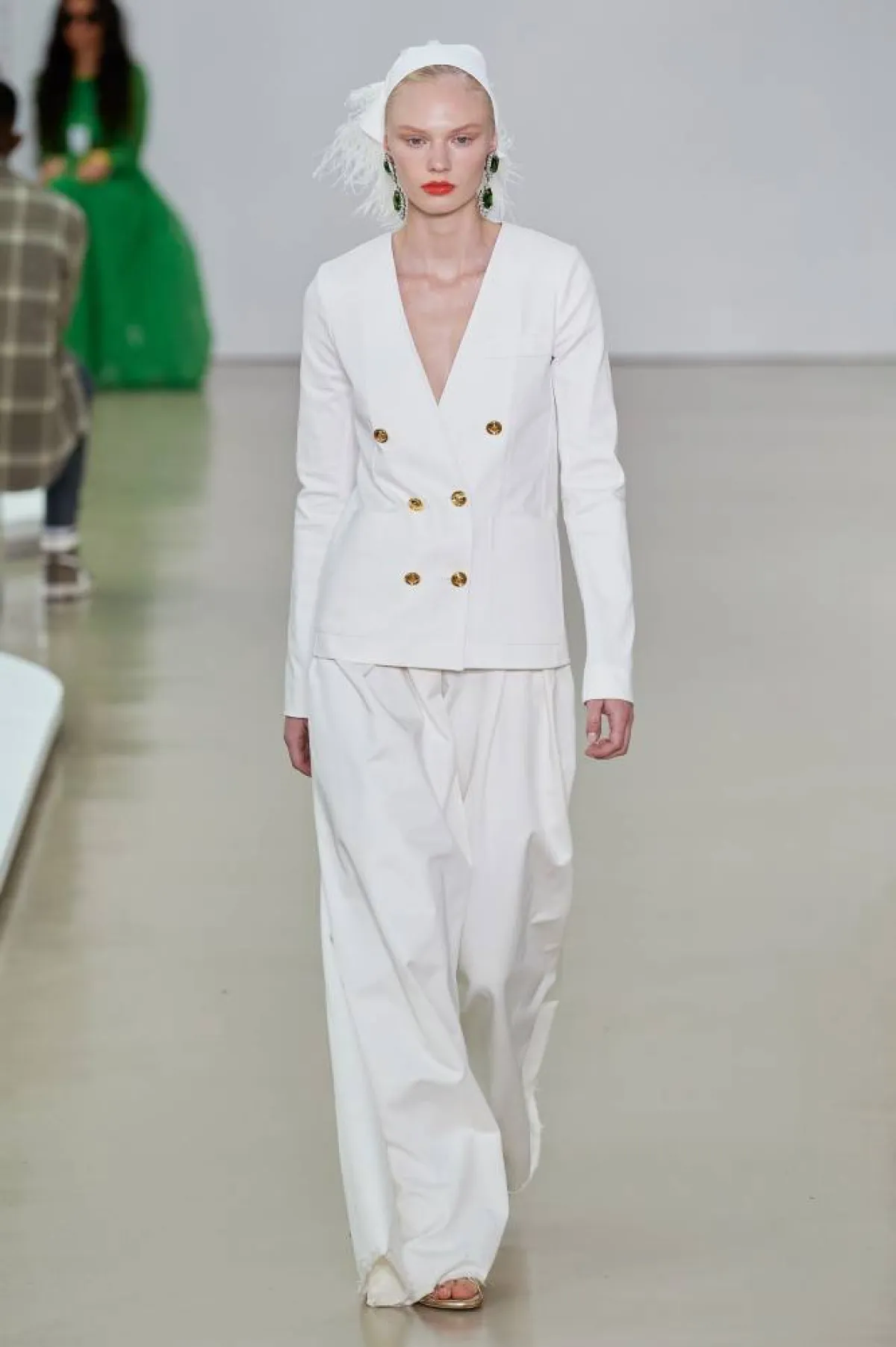 موديلات بدلات ربيعية