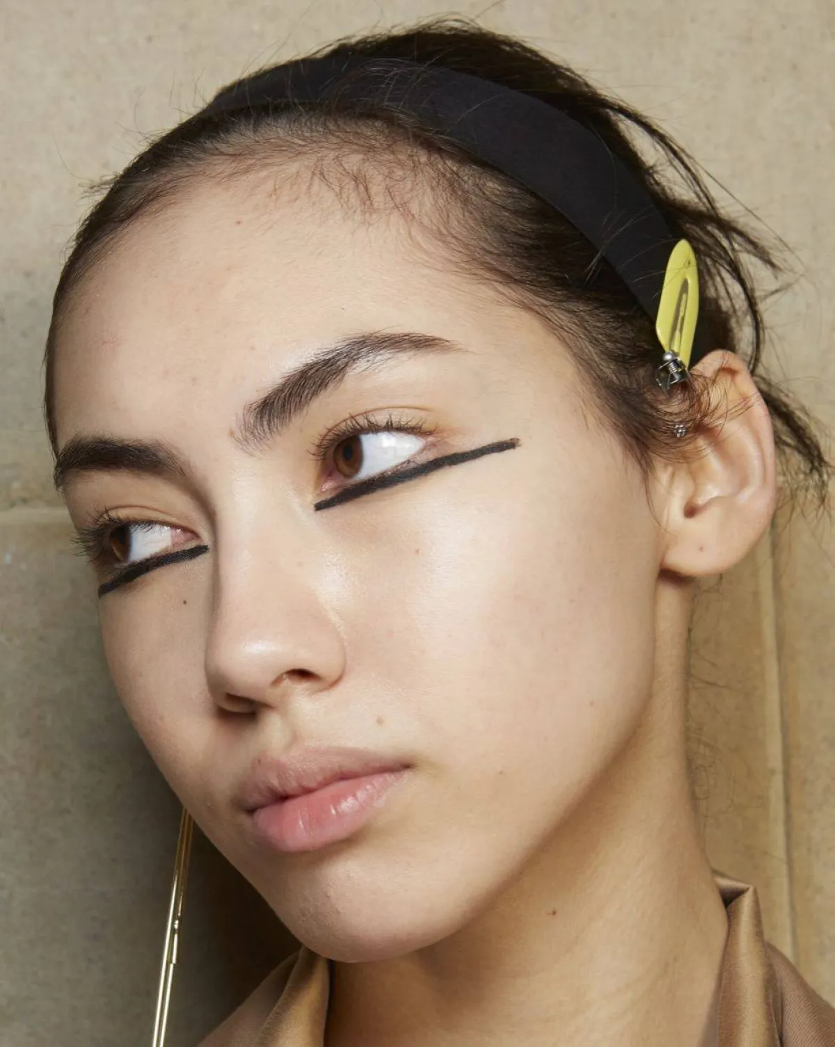  من عروض Roksanda