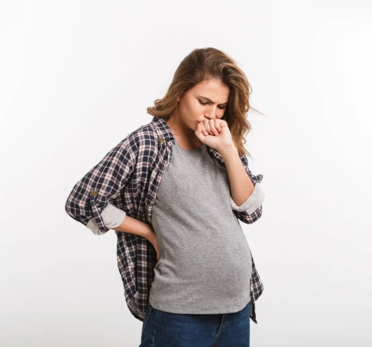 صورة لحامل تعاني من الغثيان الصباحي