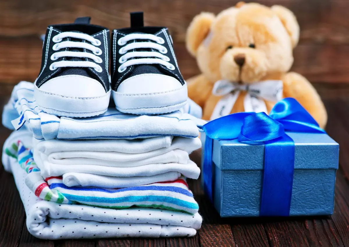 صورة للوازم المولود