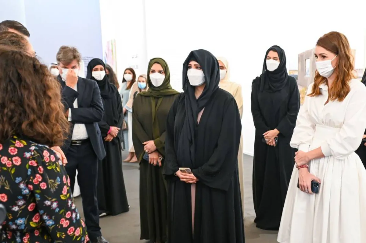 لطيفة بنت محمد بن راشد تفتتح معرض "آرت دبي"- الصورة من وام