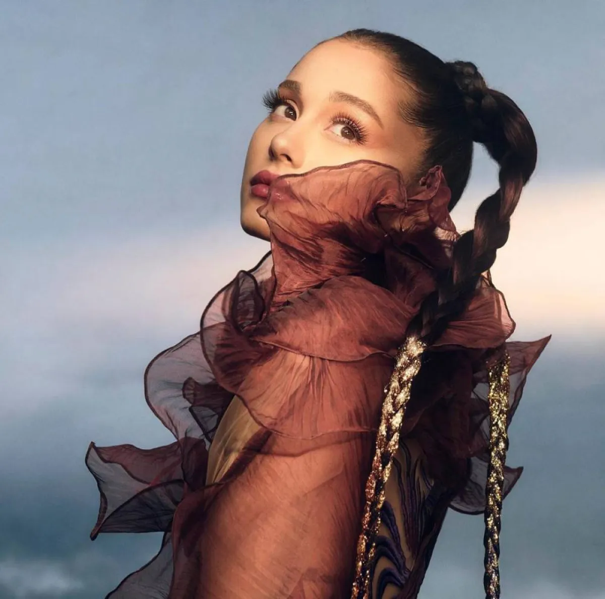 تسريحات شعر من وحي أريانا غراندي