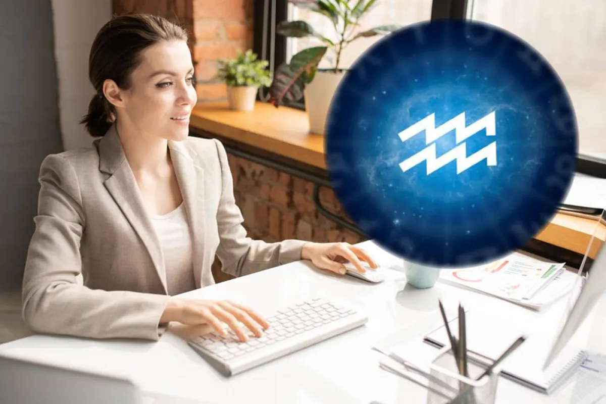 المرأة الدلو