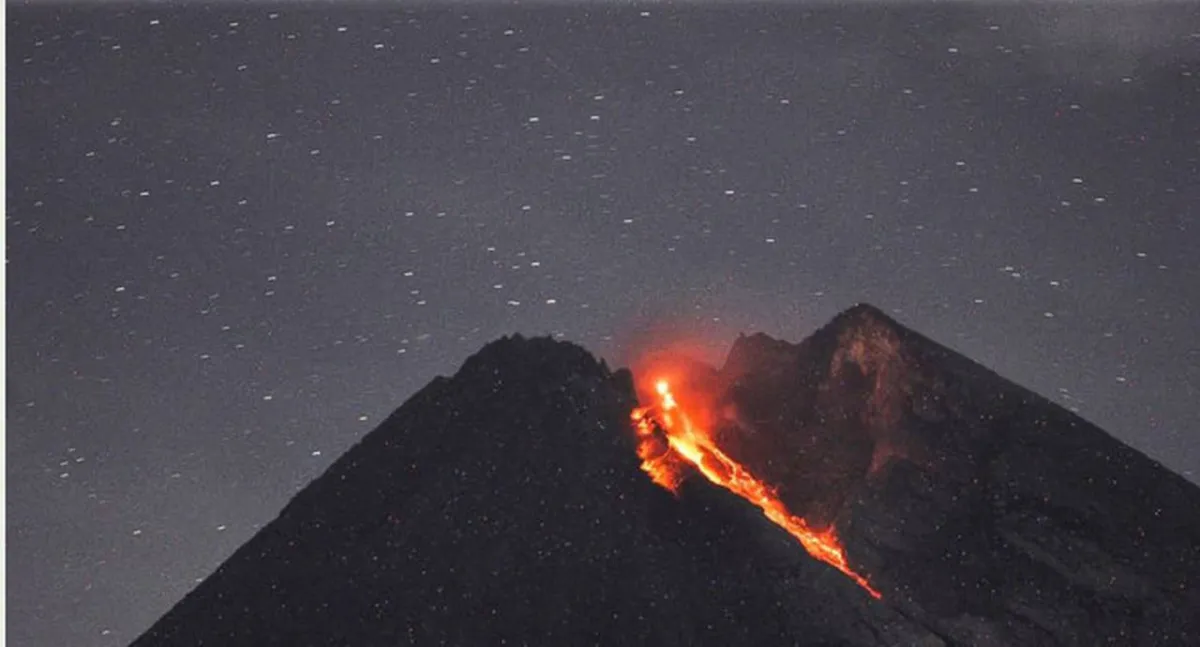  حمم بركانية تحول القرى إلى رماد.. ماذا حدث في إندونيسيا؟