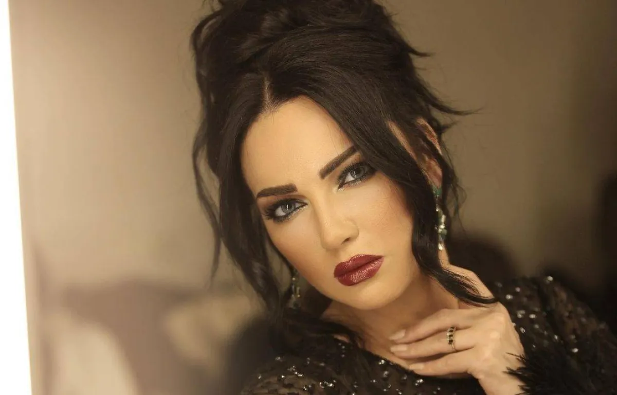 الصورة من حساب النجمة صفاء سلطان