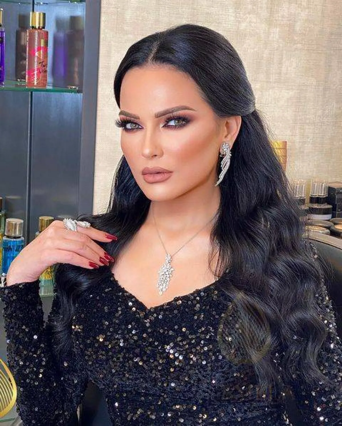 النجمة صفاء سلطان بطقم ألماس-الصورة من حساب النجمة على انستغرام