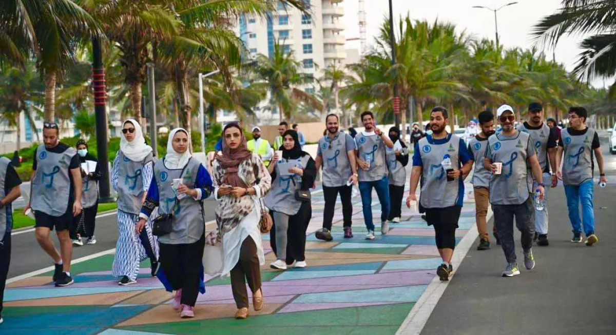 أمانة جدة تنفذ حملة توعية الوقاية من سرطان القولون بالواجهة البحرية